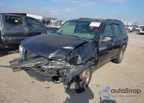 2005 Chevrolet Trailblazer Ls из США, поврежденный, VIN 1GNDS13S152247626